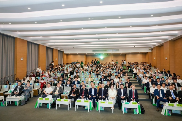 1760428079239270.jpg 大會現場.jpg